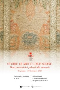 storie di abiti e devozione